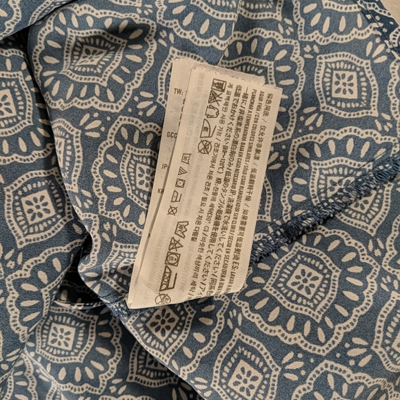 Hollister blue white patterned tank top small 2010 spaghetti strap crossback - Picture 11 of 11